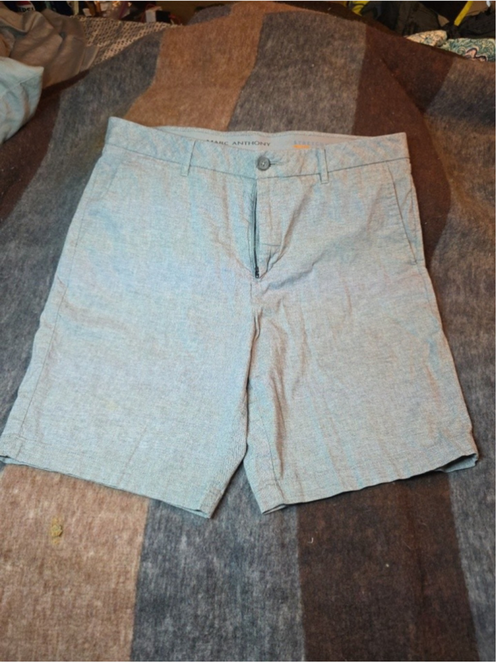 Marc Anthony Light Grey Stretch Shorts Size 36 9" Inseam
